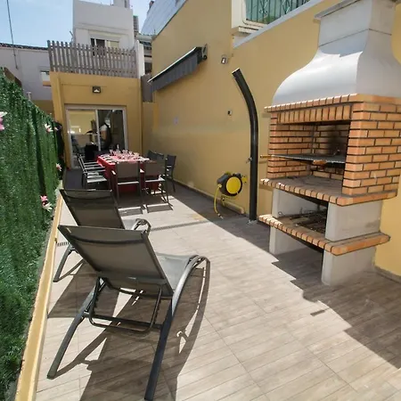 Casa Con Piscina En El Centro De Calella, Aire Casa vacanze
