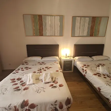 Сasa de vacaciones Casa Con Piscina En El Centro De Calella, Aire *